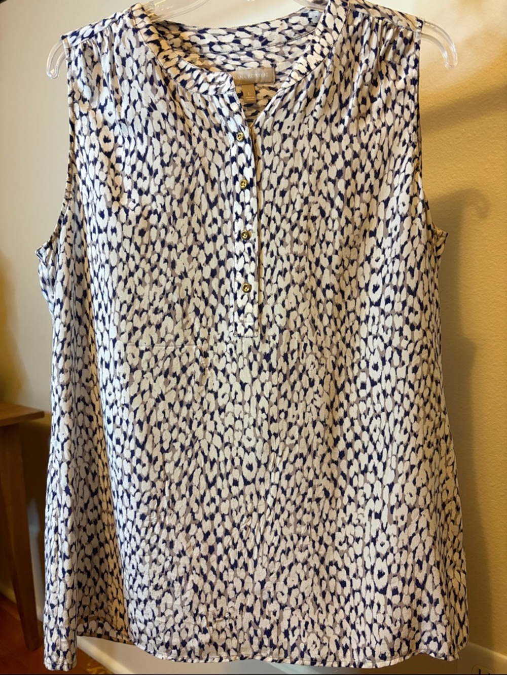 Banana Republic Navy and White Silk Sleeveless Top